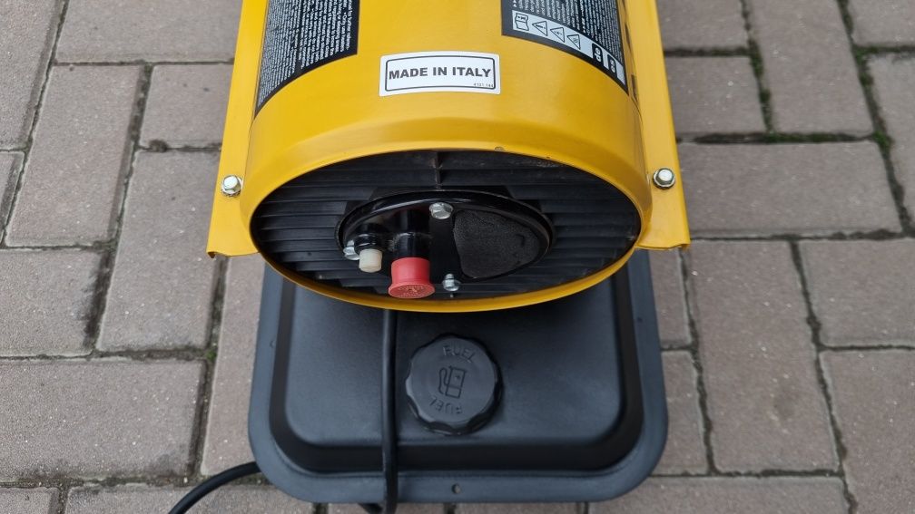 Generator de aer cald  20 kW Master B 70 CED