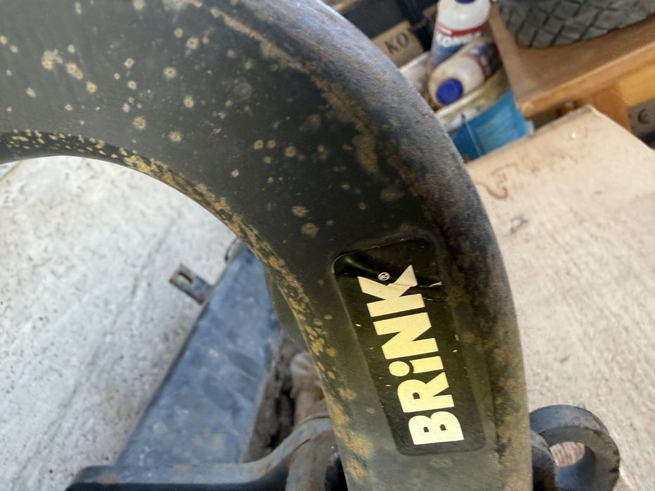 Carlig remorcare Brink