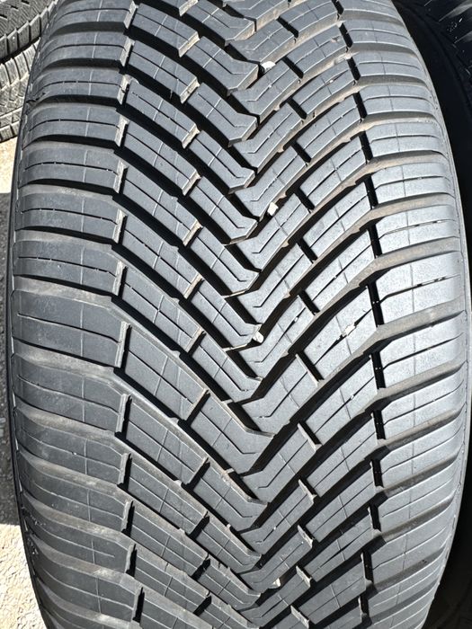235/55/18 Continental AllseasonContact 4бр всесезонни внос Германив!