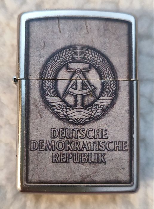 Zippo оригинална запалка Зипо (винтидж)