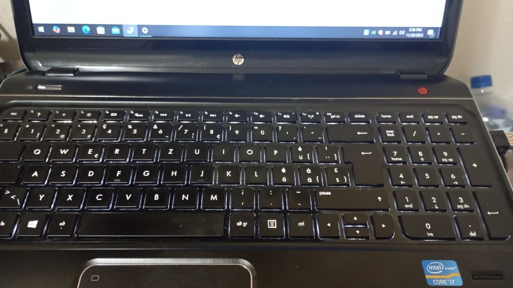 Leptop hp i7 ..16gb ram...