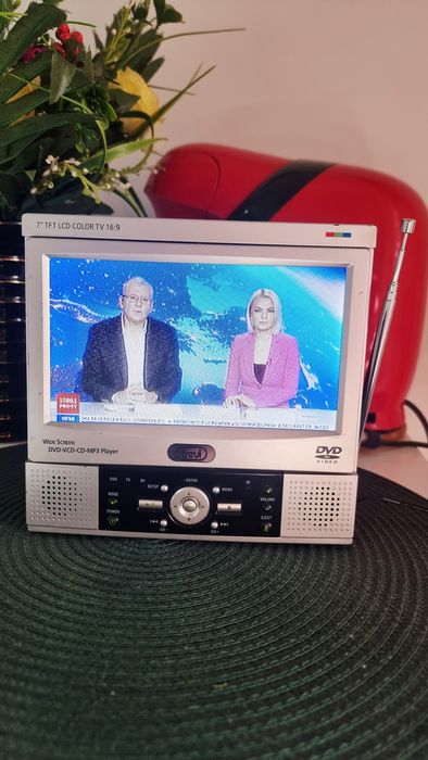 Tv  video mp3 Trevi , 7 inch , la 12v ,perfect  !