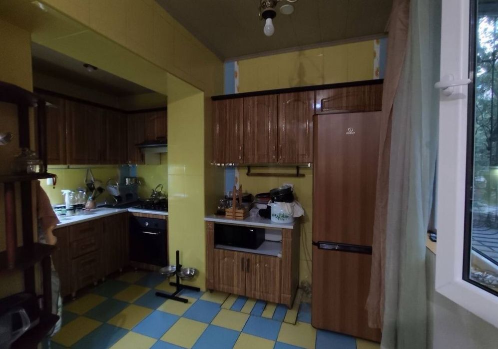 Срочно! Квартира на Ц5 3/1/4 общ пл 70м +Подвал