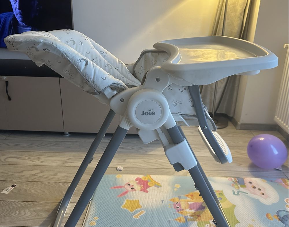 Scaun de masa pentru copii Joie