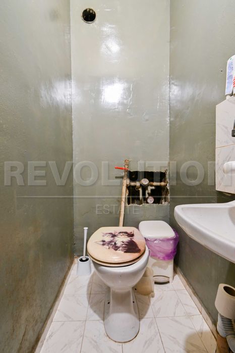 Продава се Тристаен апартамент в София, Люлин 8 - 86 кв.м за 1745 €/кв.м - Снимка #9