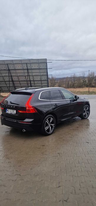 Volvo xc 60 model 2018 momentum