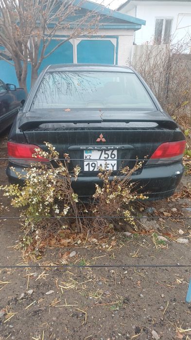 Продам Митсубиси Галант  акула,2,4 автомат.