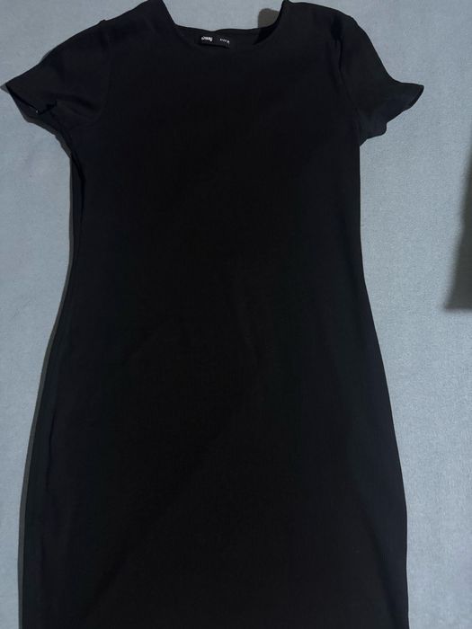 Спортно елеганта рокля