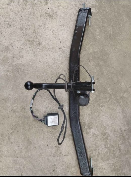 Cârlig remorcare Renault Megan 3 break