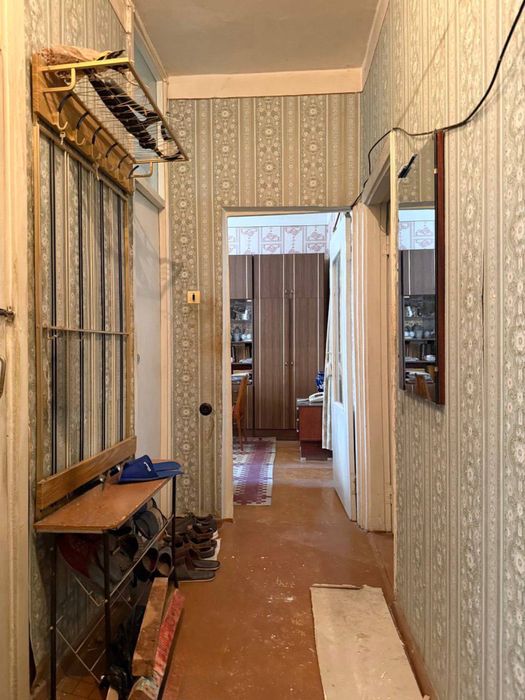 Срочно Продаётся 3-комнатная на Лисунова-4