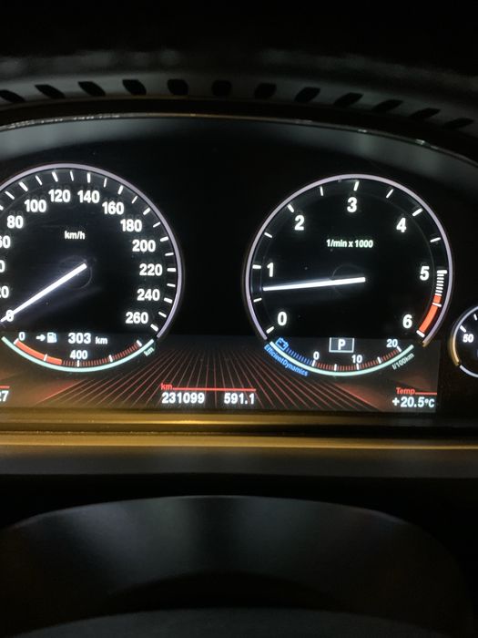 BMW F11 xdrive 2011 automată, negociabil.