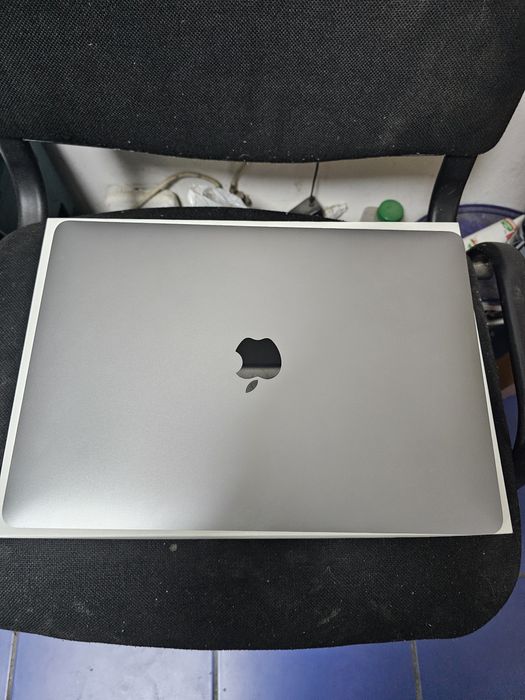 Macbook Air 13 m1 2020 Amanet Canta