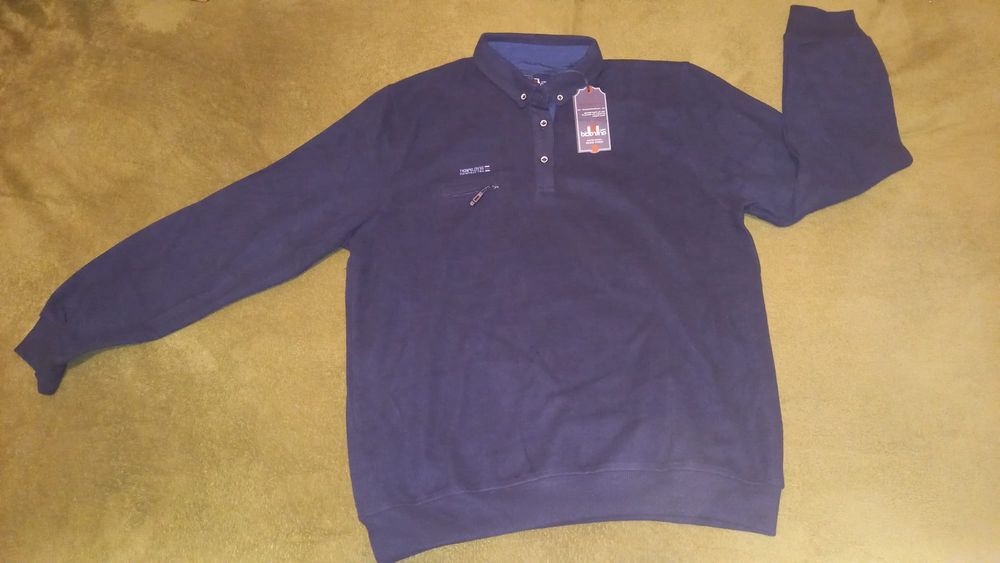 Vand bluza barbati noua cu eticheta marime 2 XL