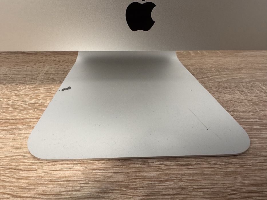 iMac 27" Apple iMac i7 7700 32GB 1TB SSD + 256GB M.2 SSD 5K Radeon PRO