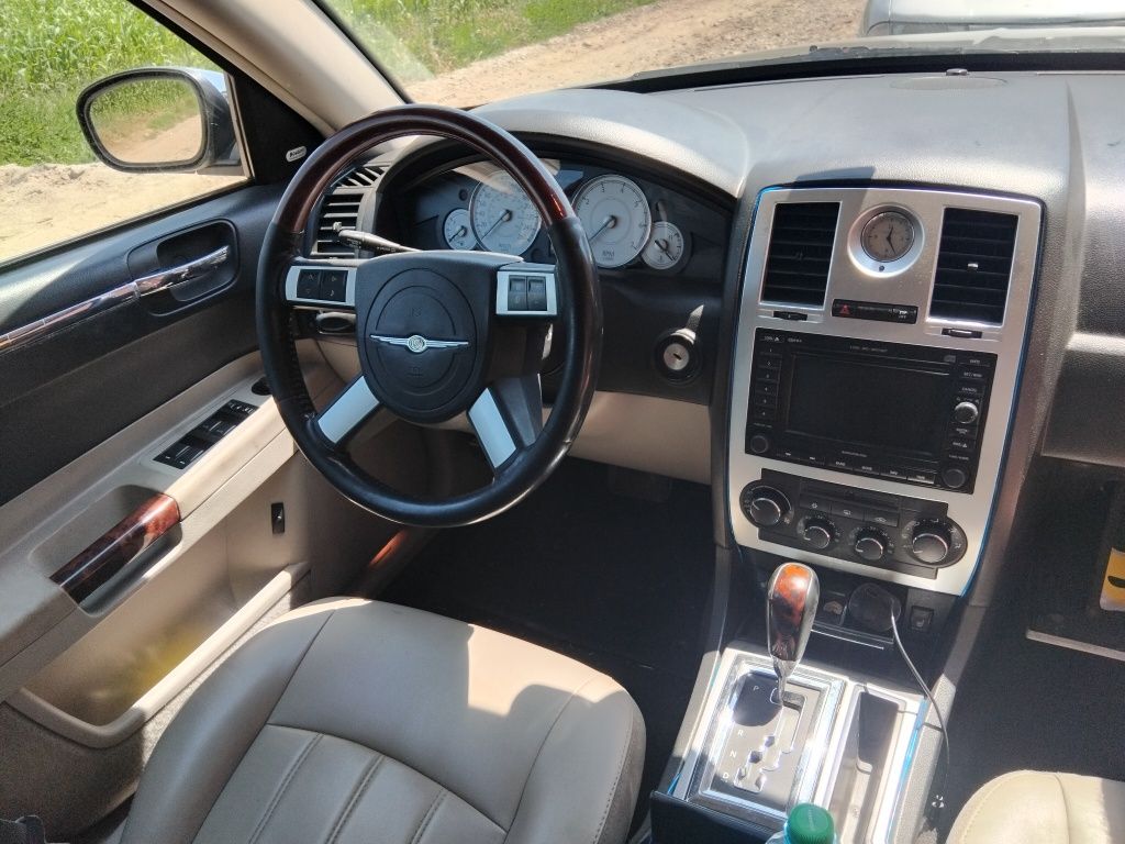Chrysler 300C 230hp