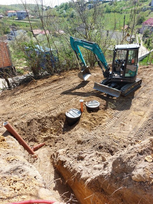 Miniescavator, lucrări amenajare sol