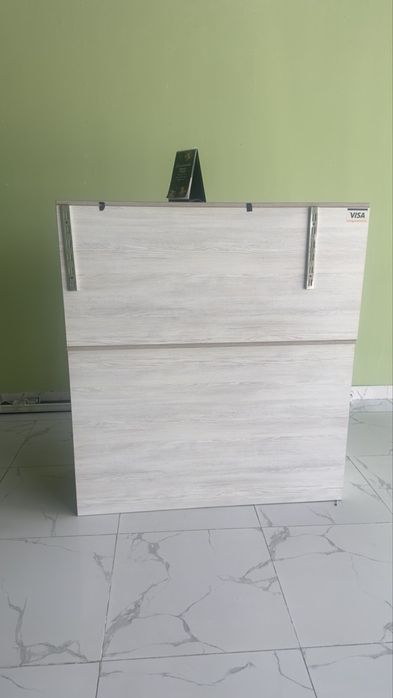 Продается б/у мебель для дома и магазина а также зераколо и жалюзи