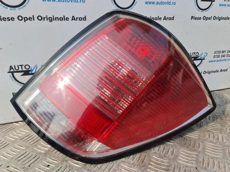 Stop aripa dreapta semnalizare rosie Opel Astra H