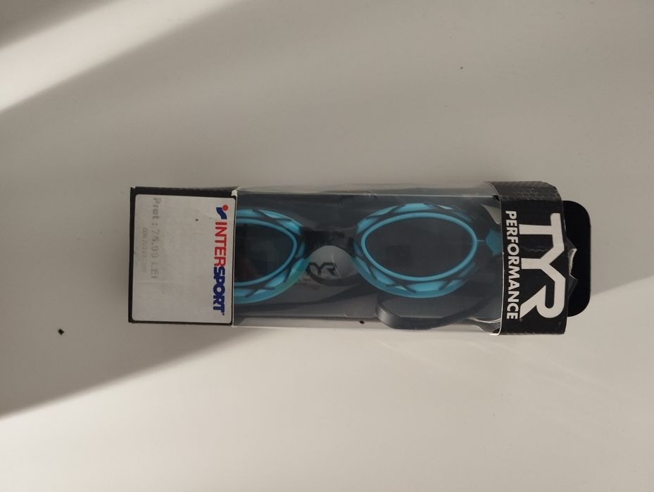 Ochelari pentru apă