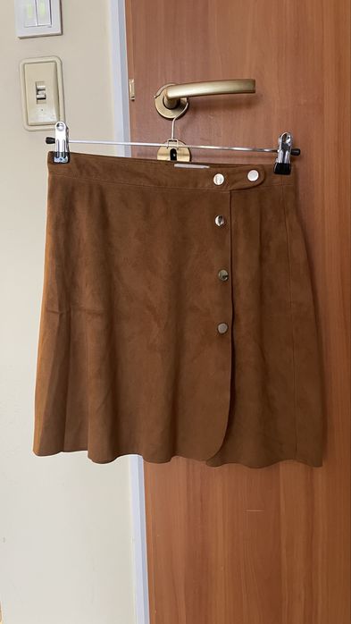 Есенна велурена пола