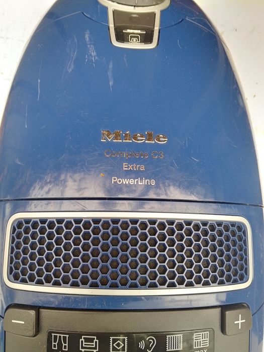 Много мощна прахосмукачка Miele