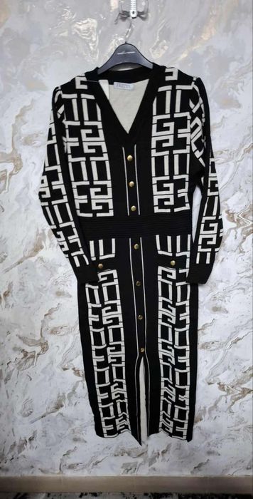 Compleu universal nou