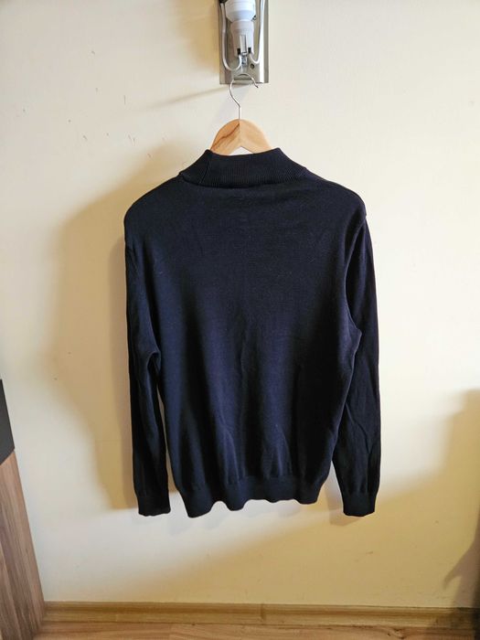 Черна блуза с висока яка LC Waikiki, L