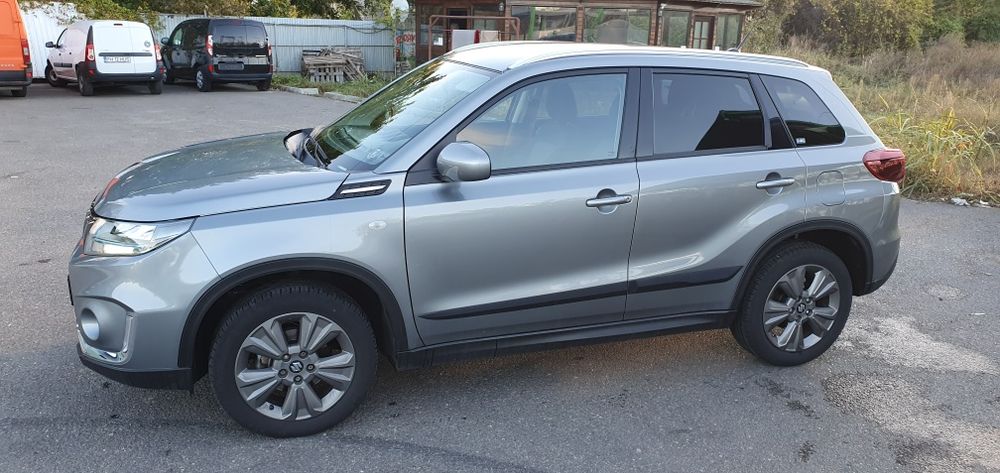 Suzuki Vitara Mild-Hybrid Allgrip 4x4, varianta Passion Decembrie 2020