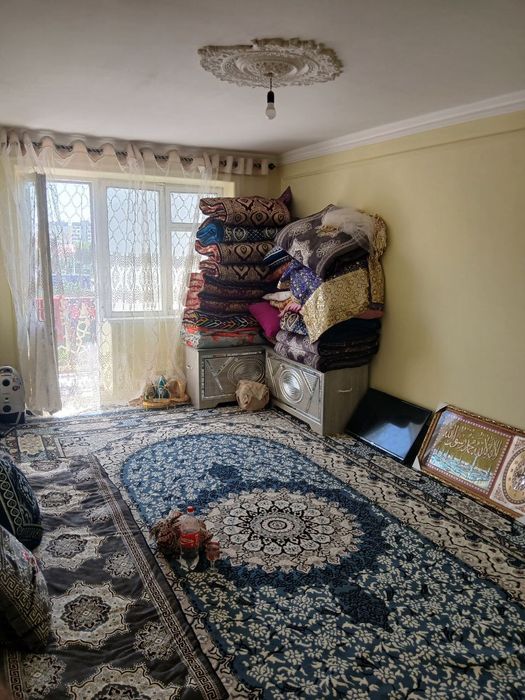 Зудлик билан сотилади 2 хона 5 этаж октябрске ор эски билайн