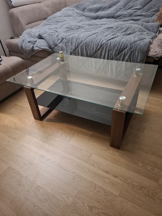 Холна масичка с размери:шир.79см,дължина110см и височина 45см