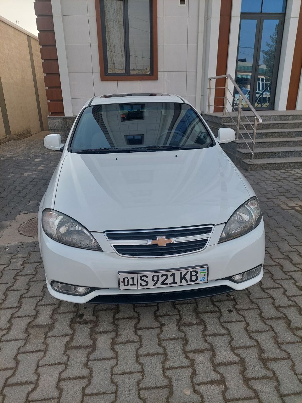 Chevrolet Gentra  tezda sotiladi...