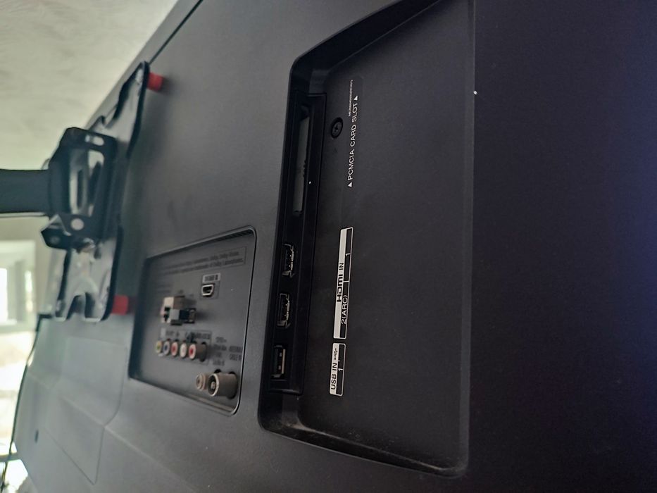 Продам телевизор Lg