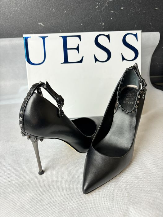 Обувки от естествена кожа