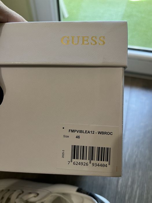 Маратонки   Guess