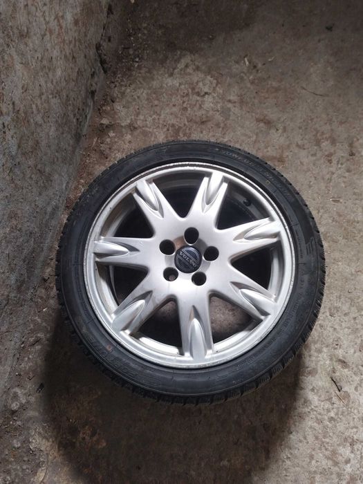 Продавам джанти за волво 17/5х108,