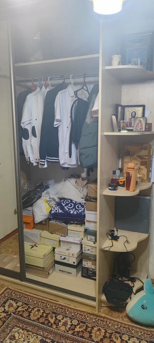 Продам шкаф купе.