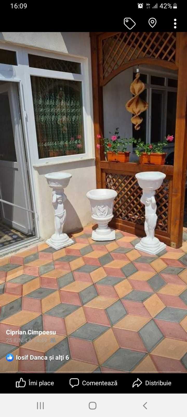 Ghiveci statueta