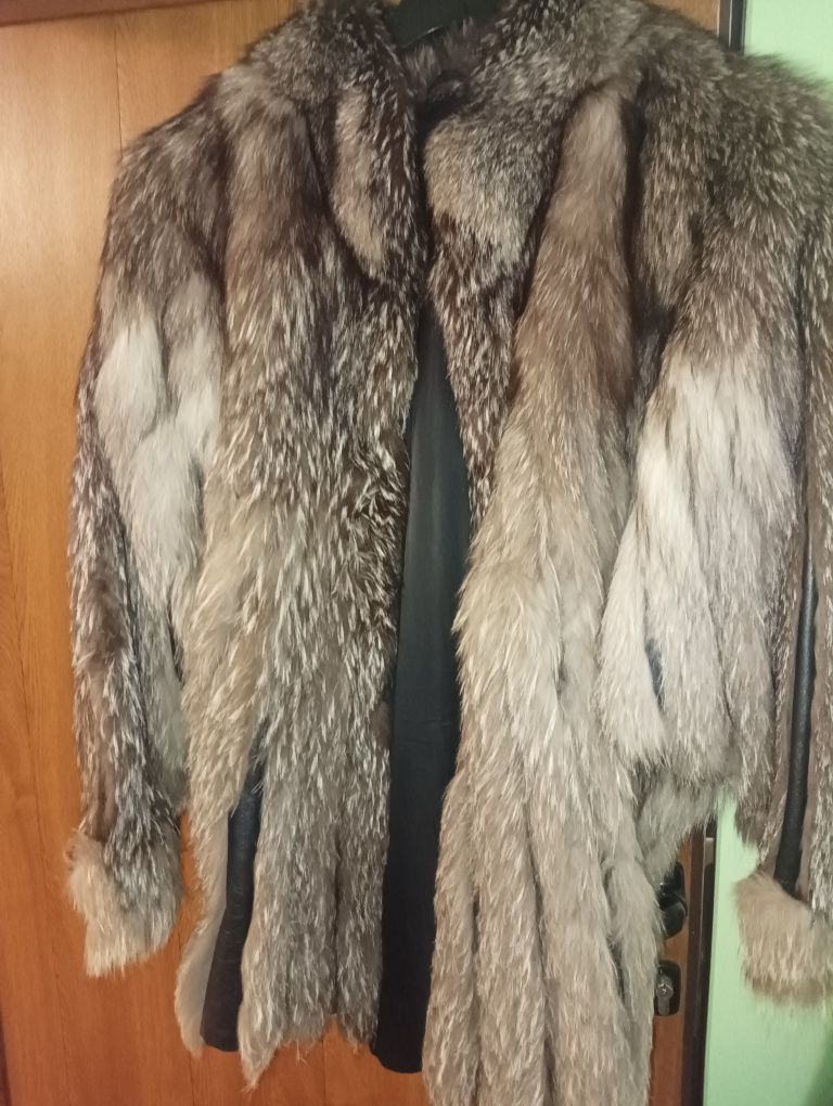 Дамско палто естествена кожа 150 лв.