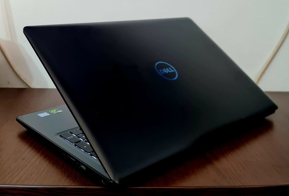 Laptop Gaming DeLL G3 /i7-8750H/ GTX 1050Ti /24 Gb Ram /SSD + HDD