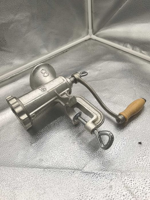 Masina manuala tocat carne nr8 aluminiu compacta
