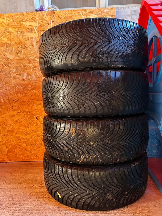 Set 4 Jante Volkswagen R17 cu anvelope Michelin Alpin 5 225/45R17