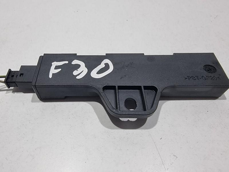 Antena keyless entry BMW Seria 5 (2010-2017) [F10] 9220831
