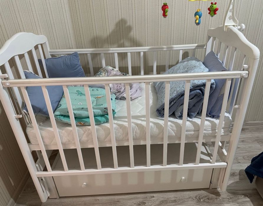 Детская кровать для малышей