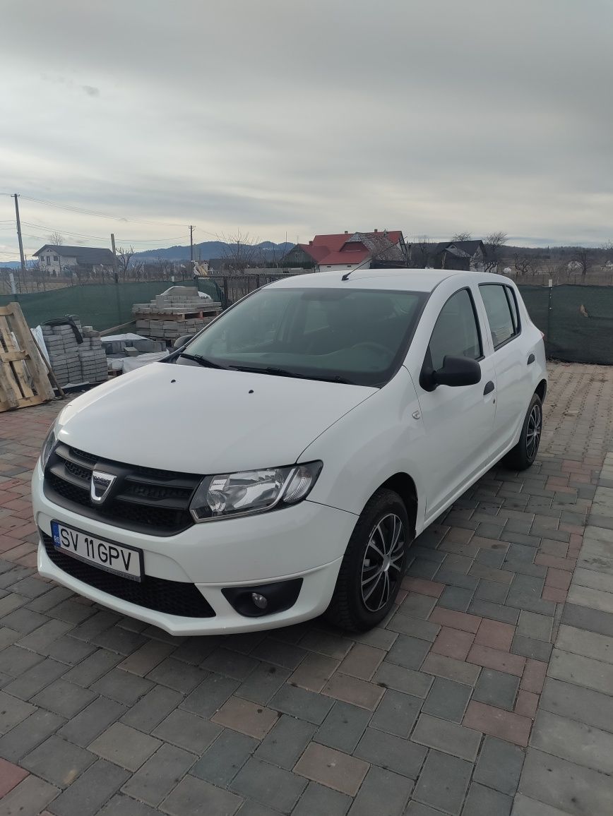 Vând Dacia Sandero