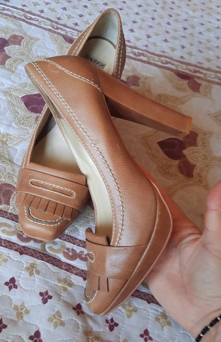 Pantofi eleganți Zara din piele cu toc înalt nr.38, interior 24,5 cm
