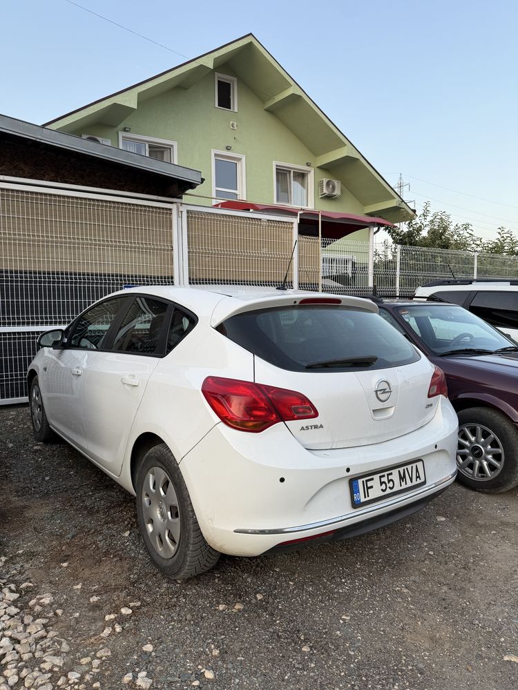 Opel Astra J 1.7 diesel 110cai