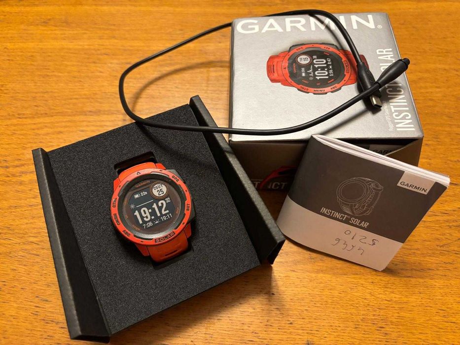 Ceas Garmin Instinct Solar