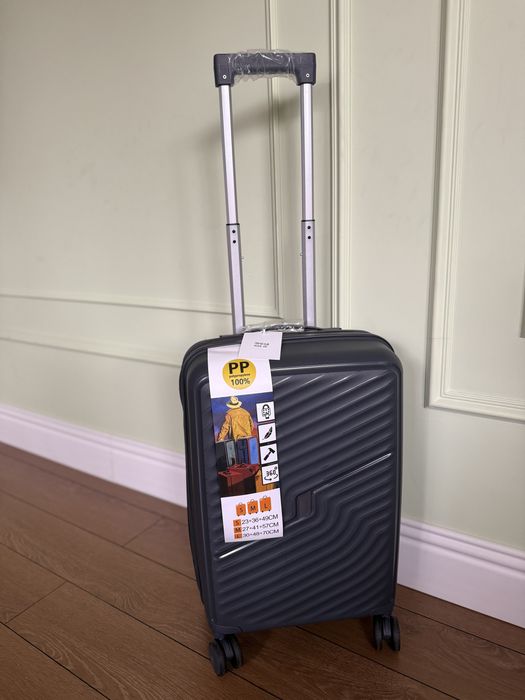 Чемодан ручная кладь