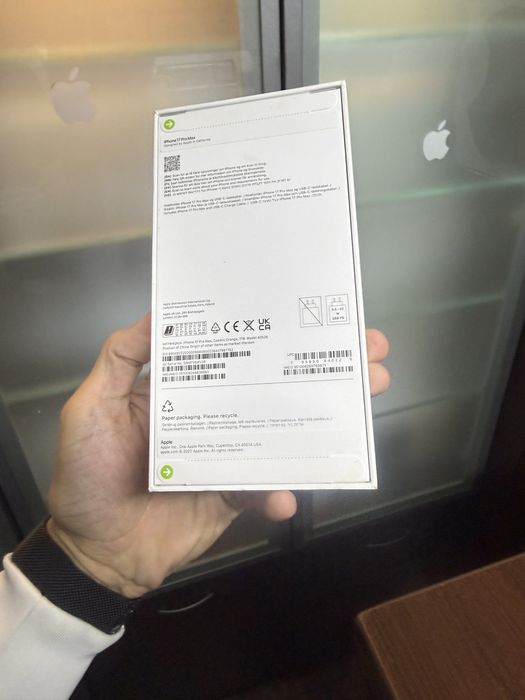 Vand Iphone 17 Pro Max 1Tb Cosmic Orange Nou(Sigilat)