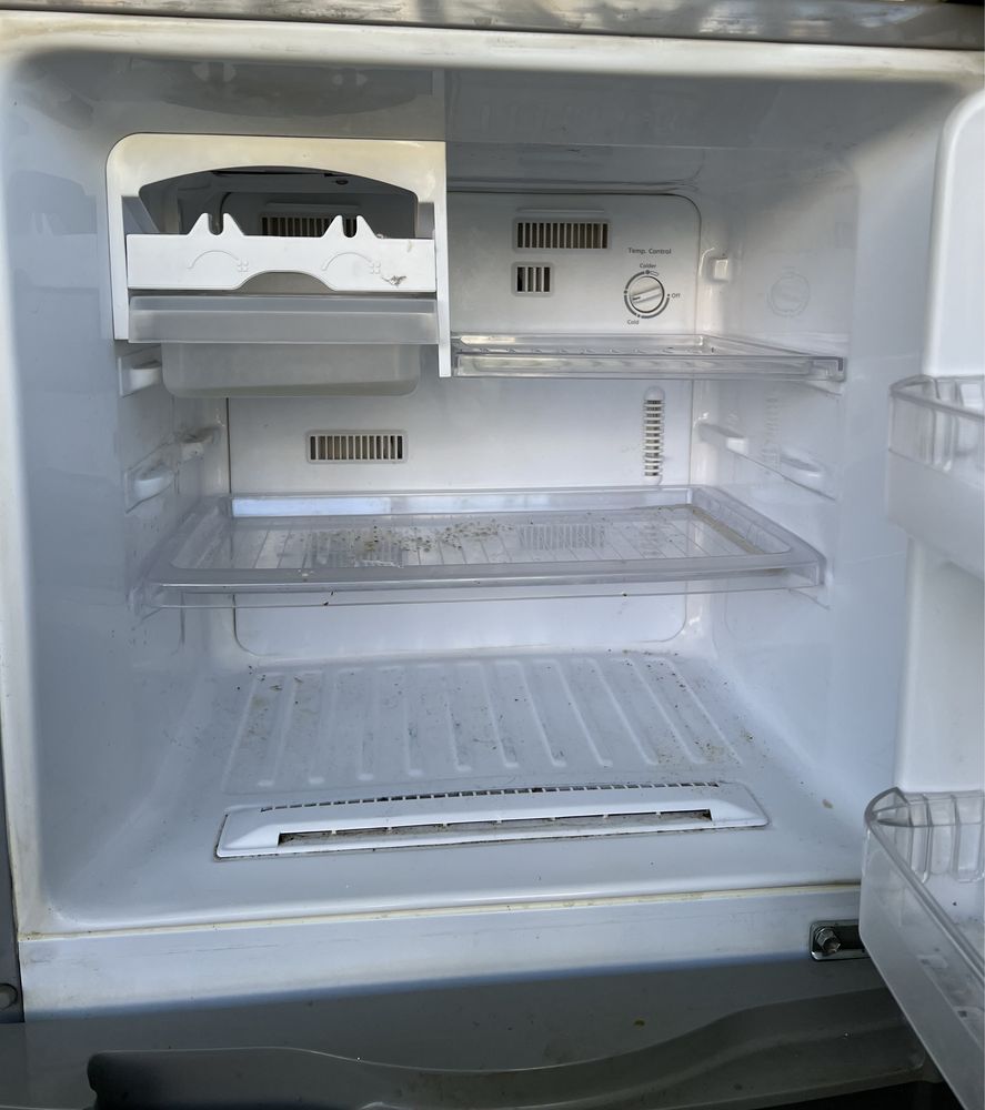 Хладилник SAMSUNG